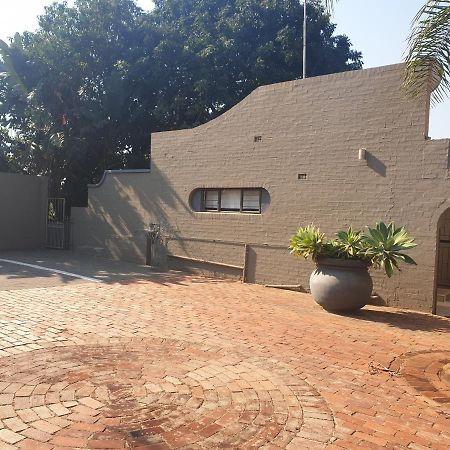 32 On Mendoza Hotel Durban Exterior photo